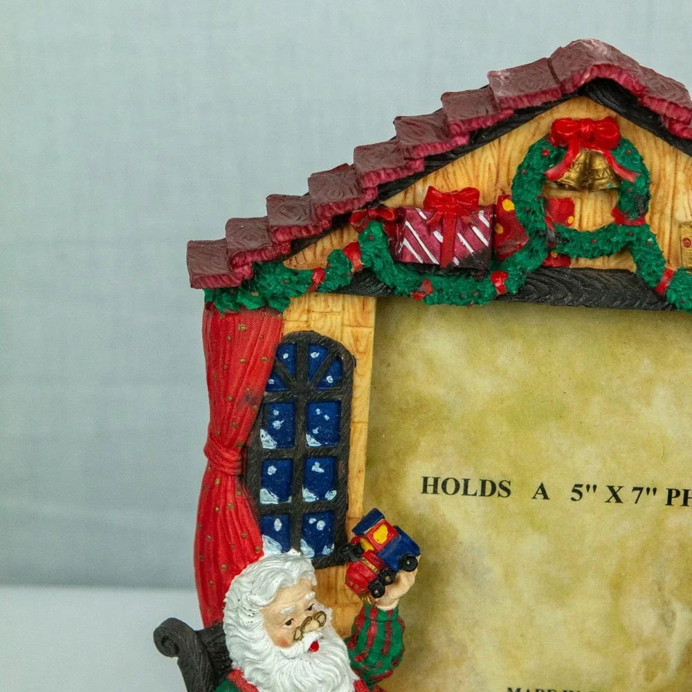 Grandeur Noel Santa Workshop Photo Frame 5x7 Christmas Holiday Decor Resin 2000